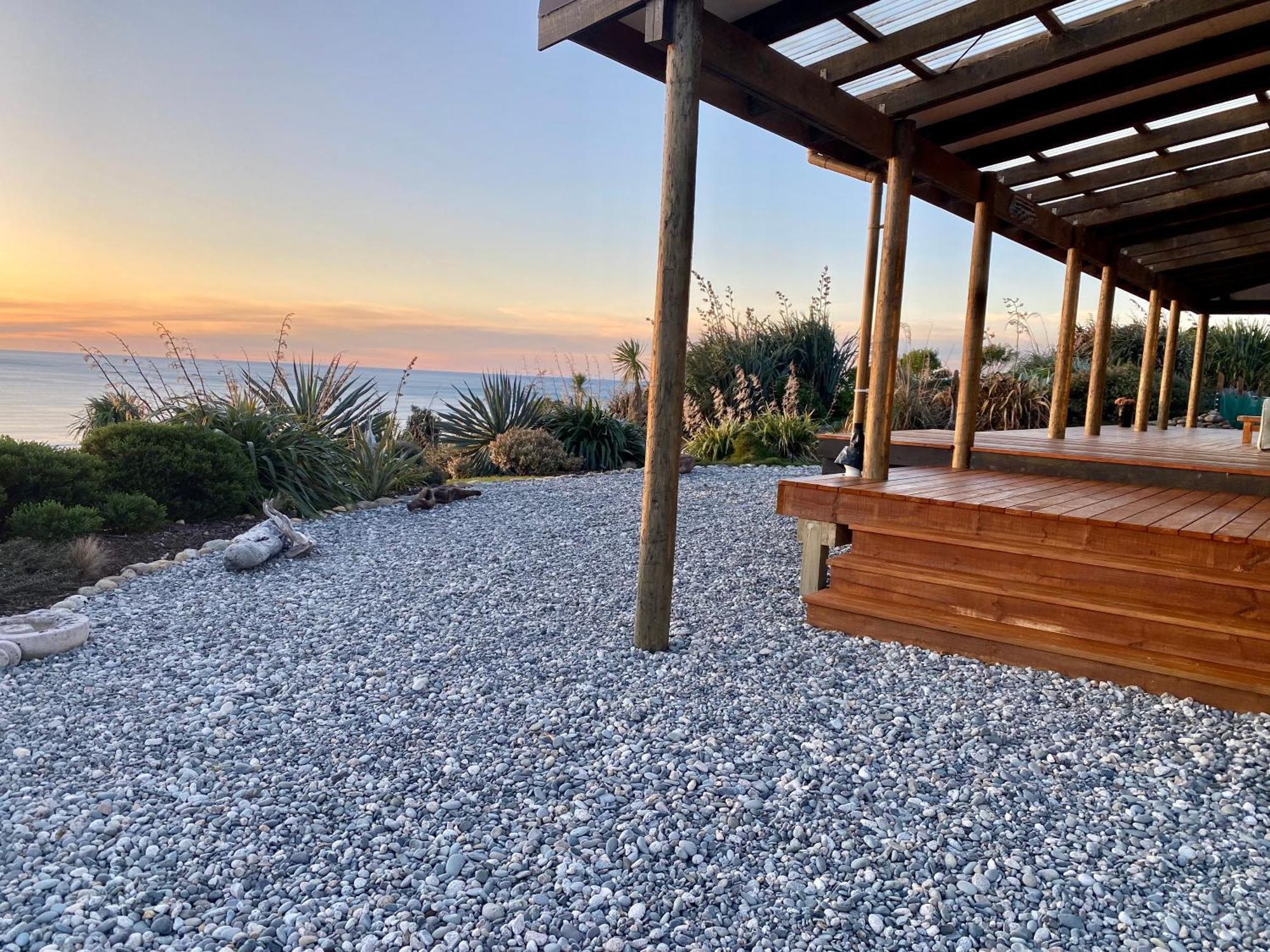 Wild Weka Eco - Off-grid 4wd Recommended Holiday home Waimarie